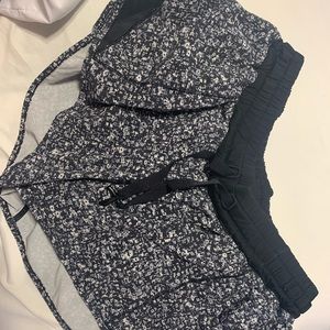 Lululemon hotty hot shorts